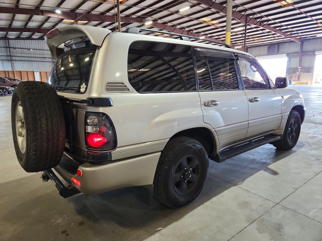 1998 Toyota Land Cruiser - Фото 3