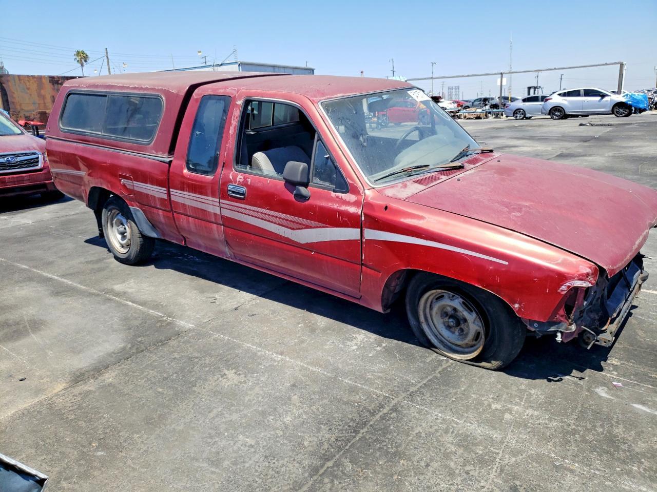 1990 Toyota Pickup Deluxe - Фото 4