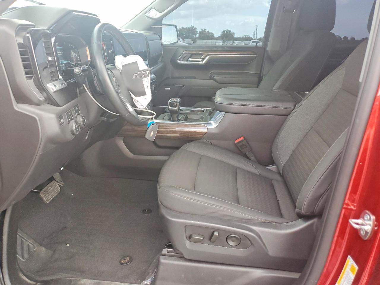 2024 Chevrolet Silverado K1500 Rst - Image 7