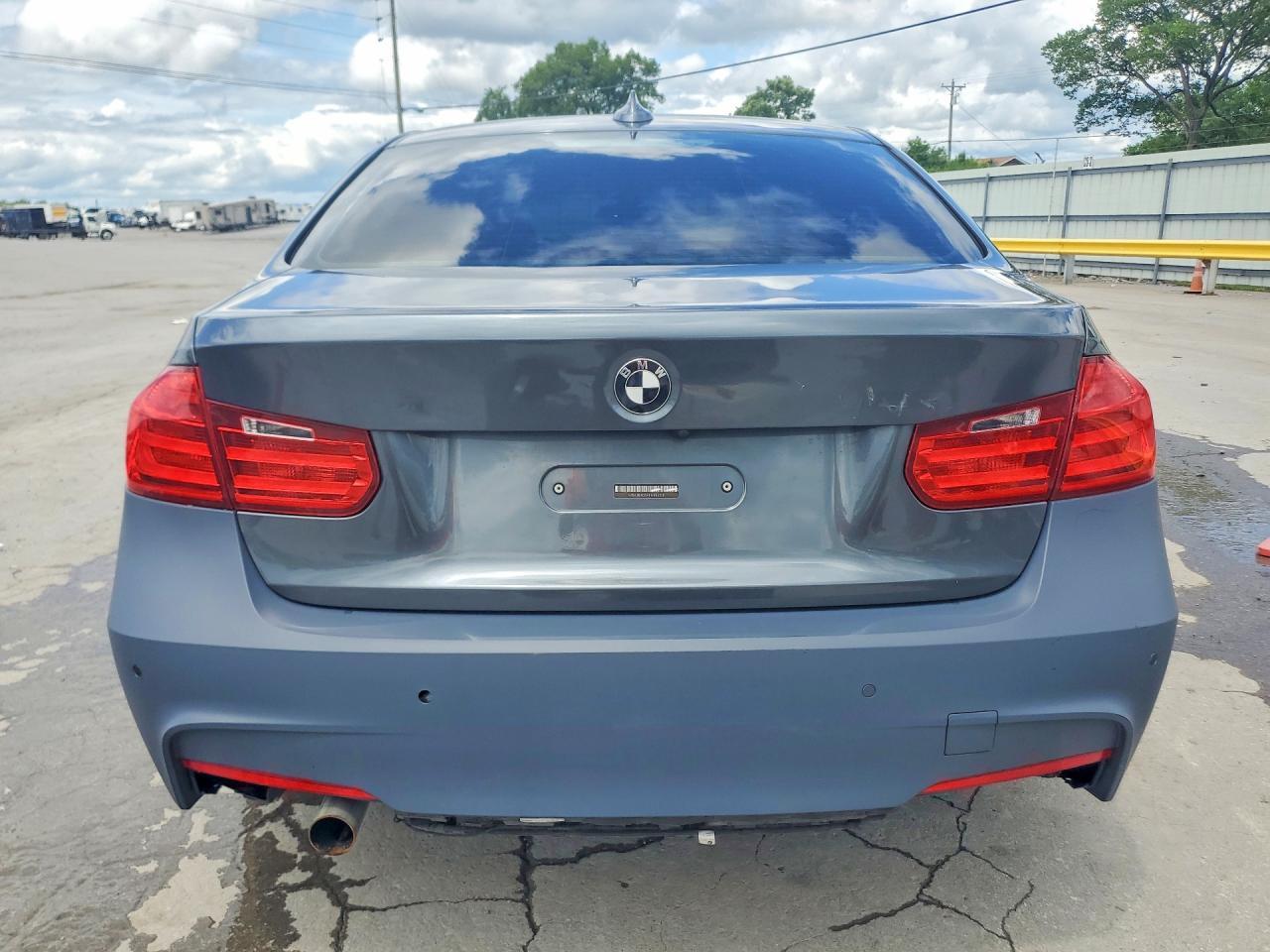 2015 BMW 328 Xi - Image 6