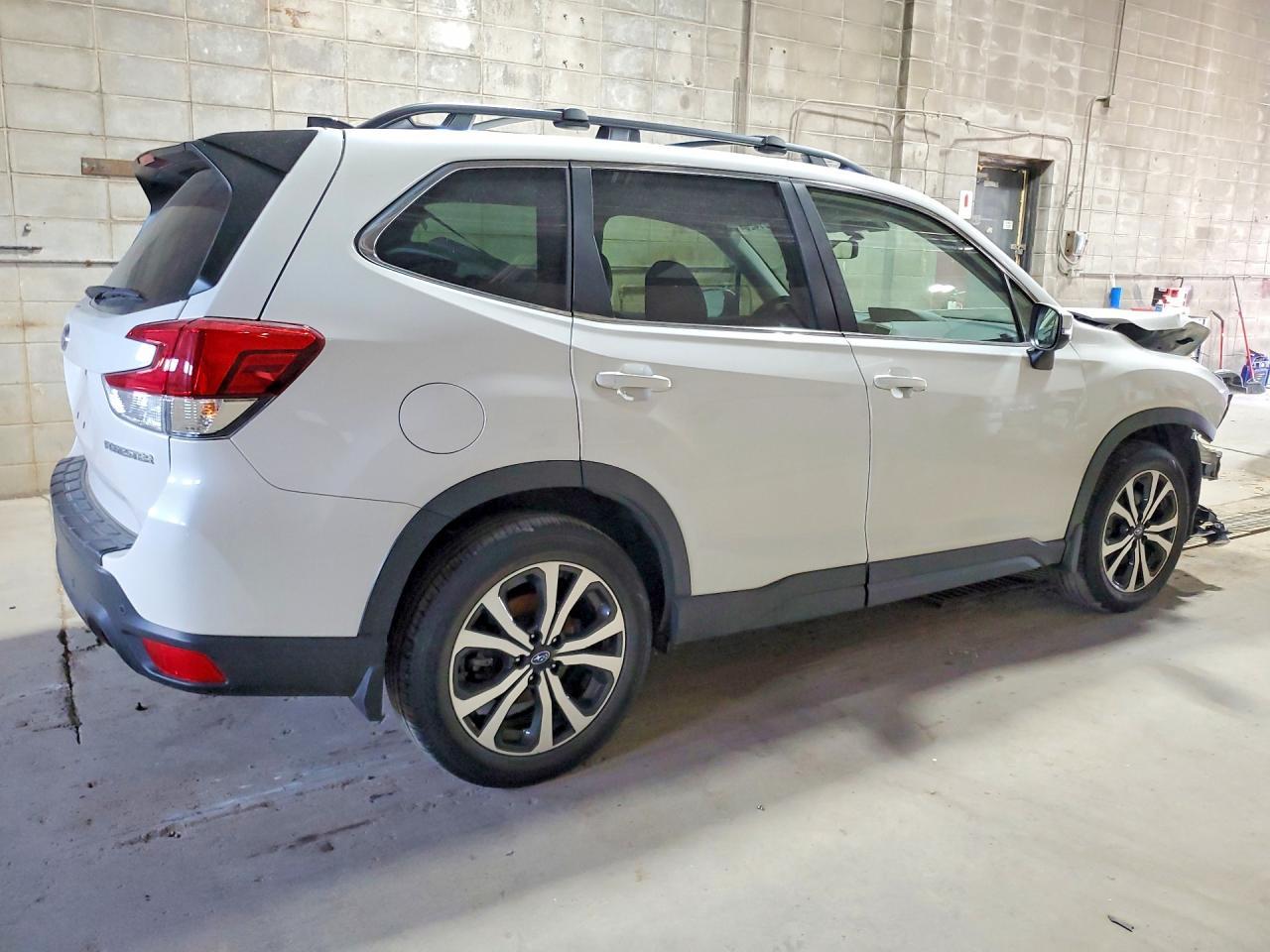 2024 Subaru Forester Limited - Фото 3
