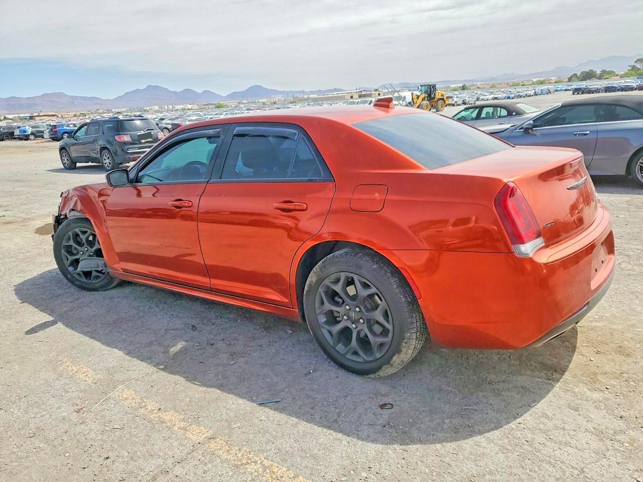 2020 Chrysler 300 Touring - Image 2