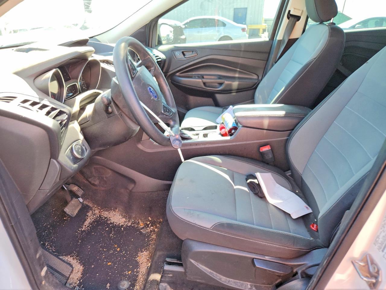 2019 Ford Escape S - Image 7