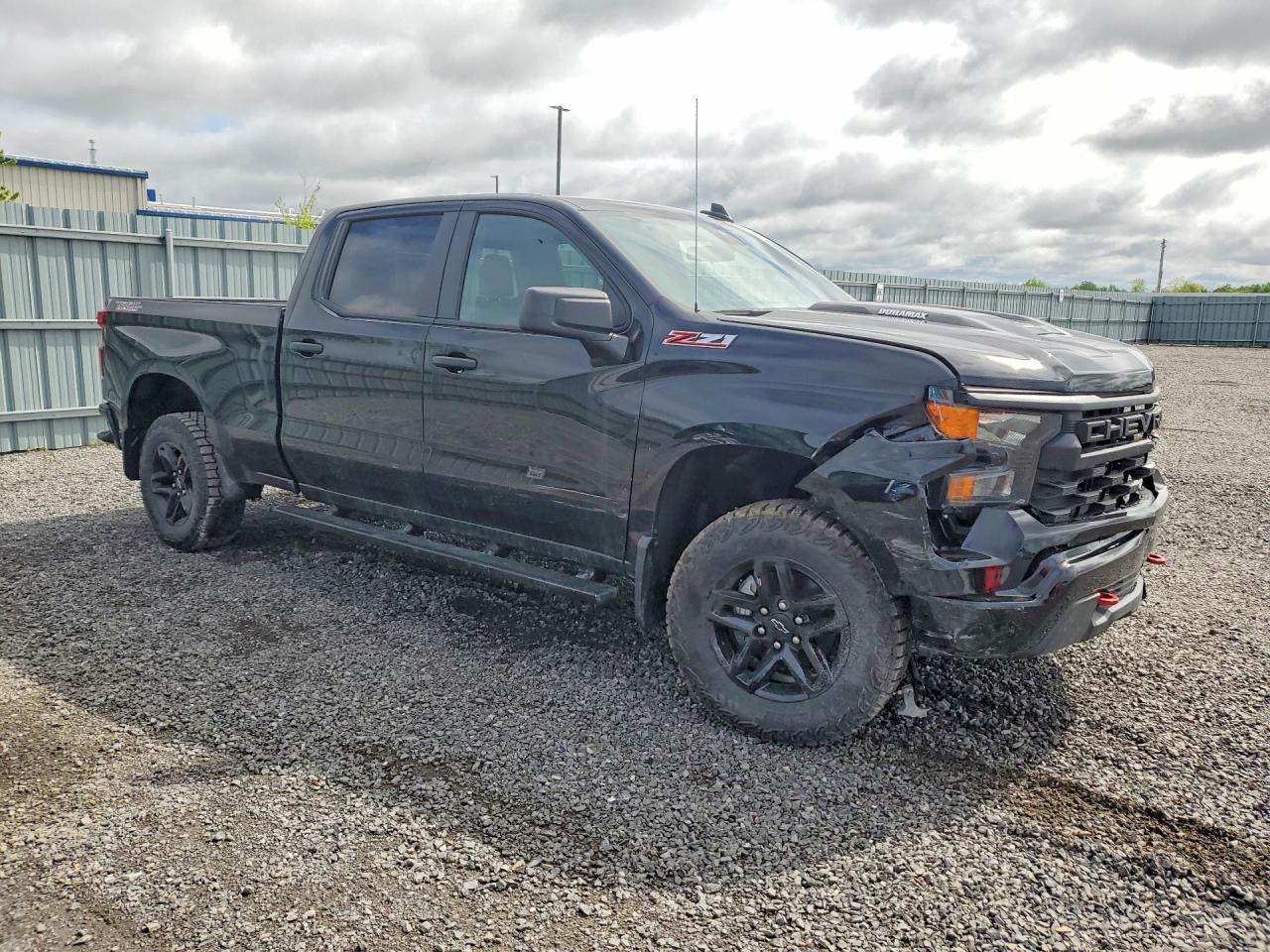 2026 Chevrolet Silverado K1500 Trail Boss Custom - Image 4