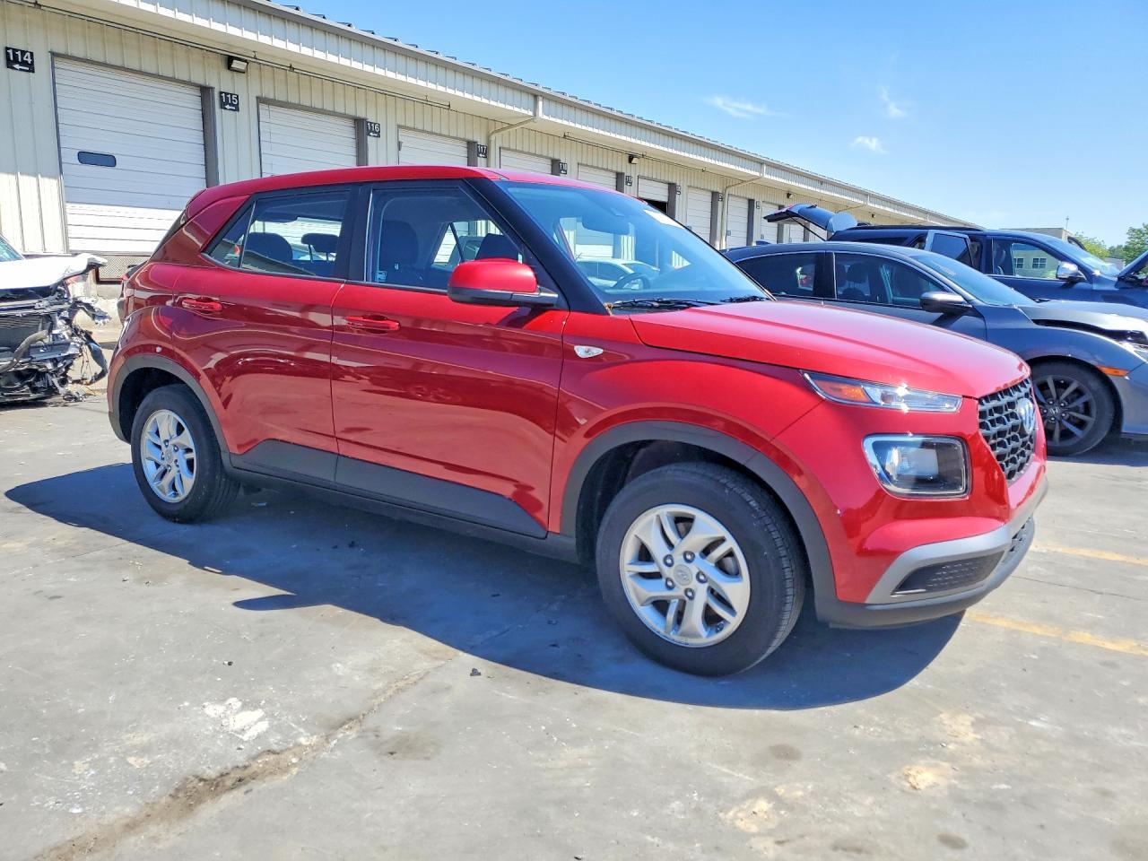 2021 Hyundai Venue Se - Image 4