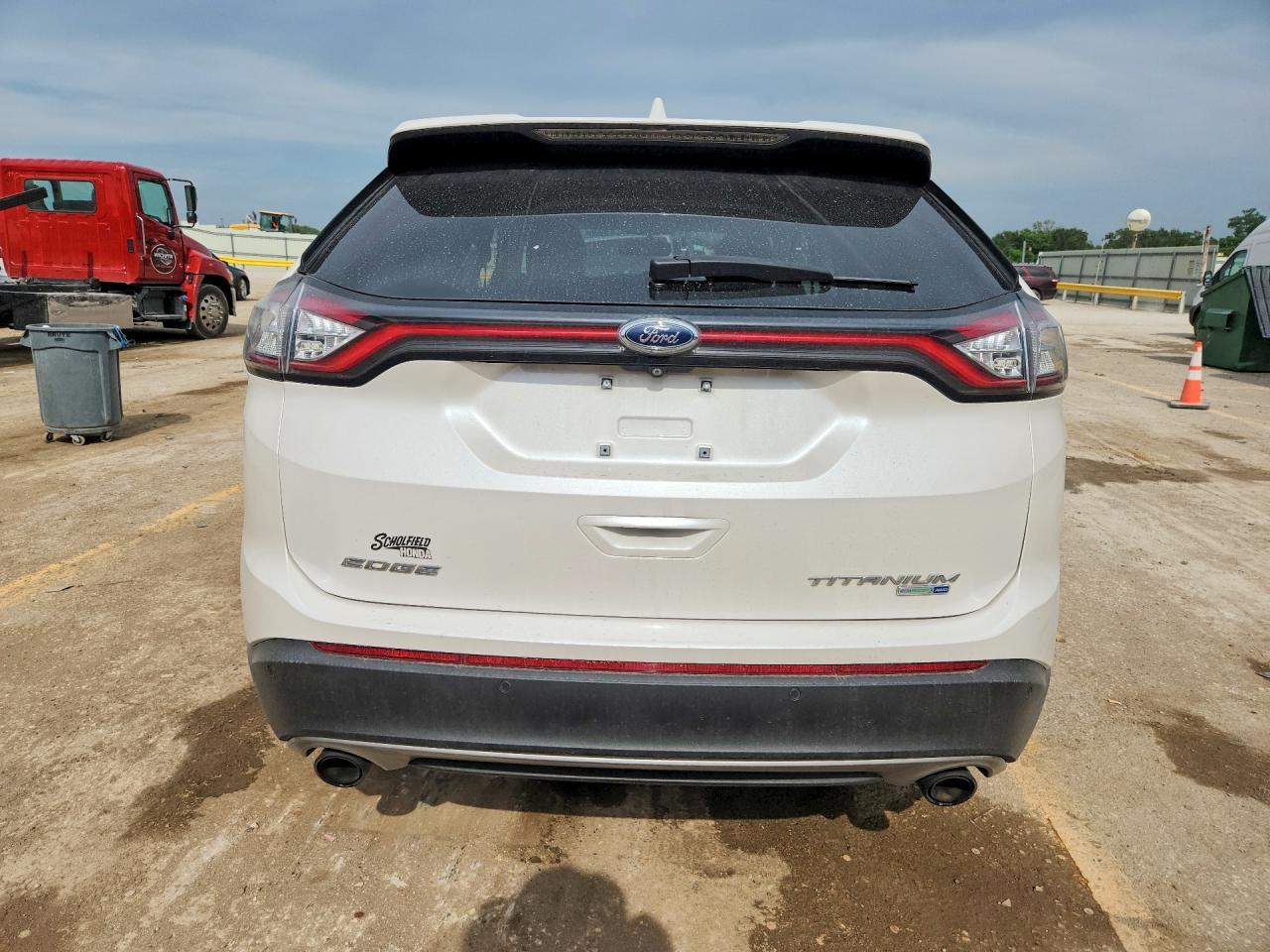 2017 Ford Edge Titanium - Image 6