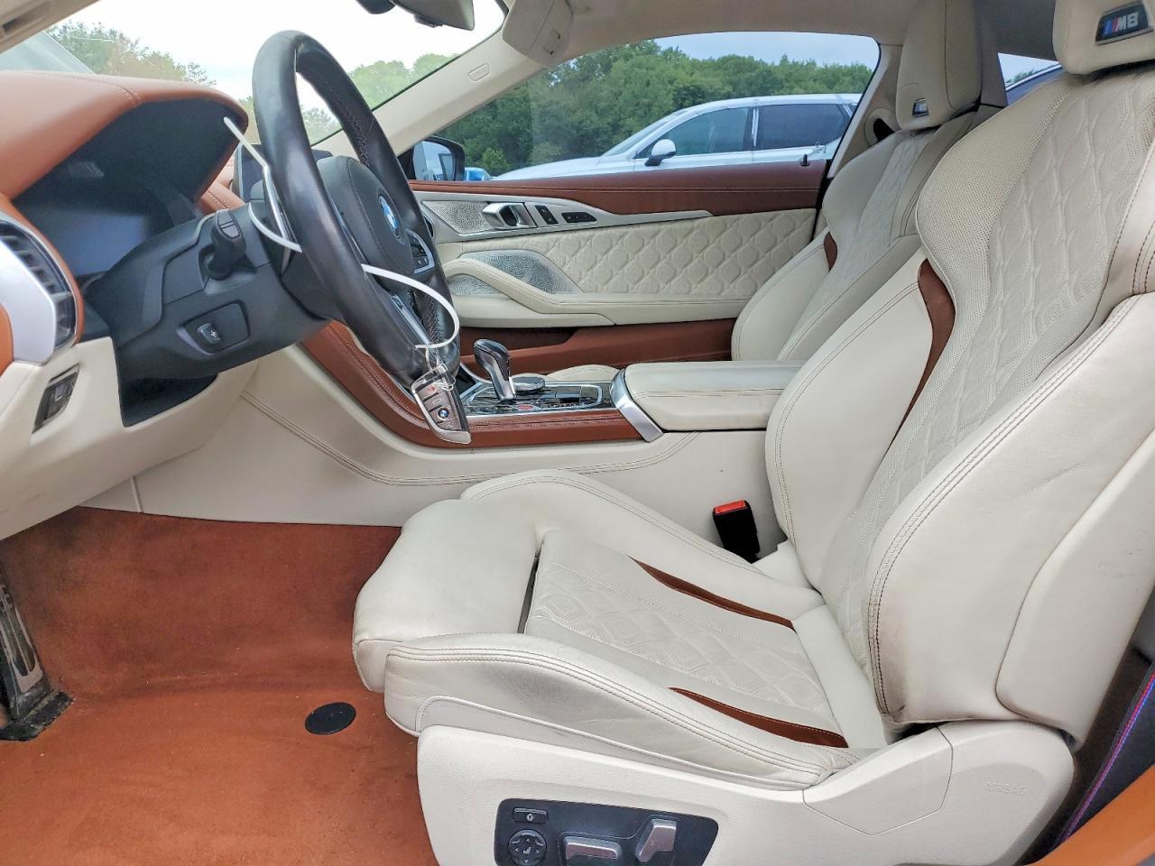 2020 BMW M8 - Фото 7