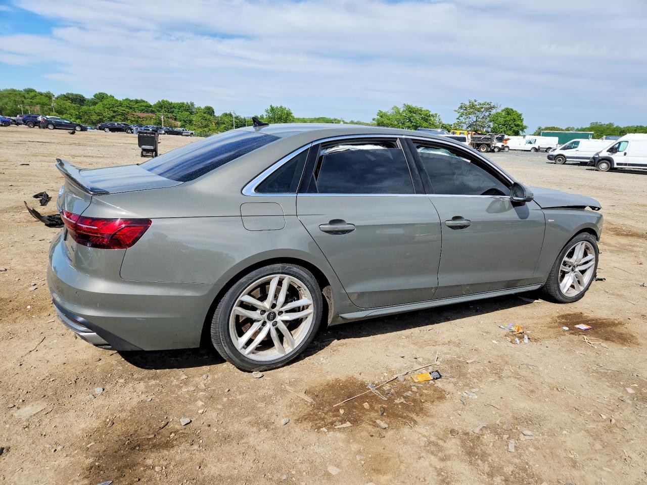2024 Audi A4 Premium Plus 45 - Фото 3