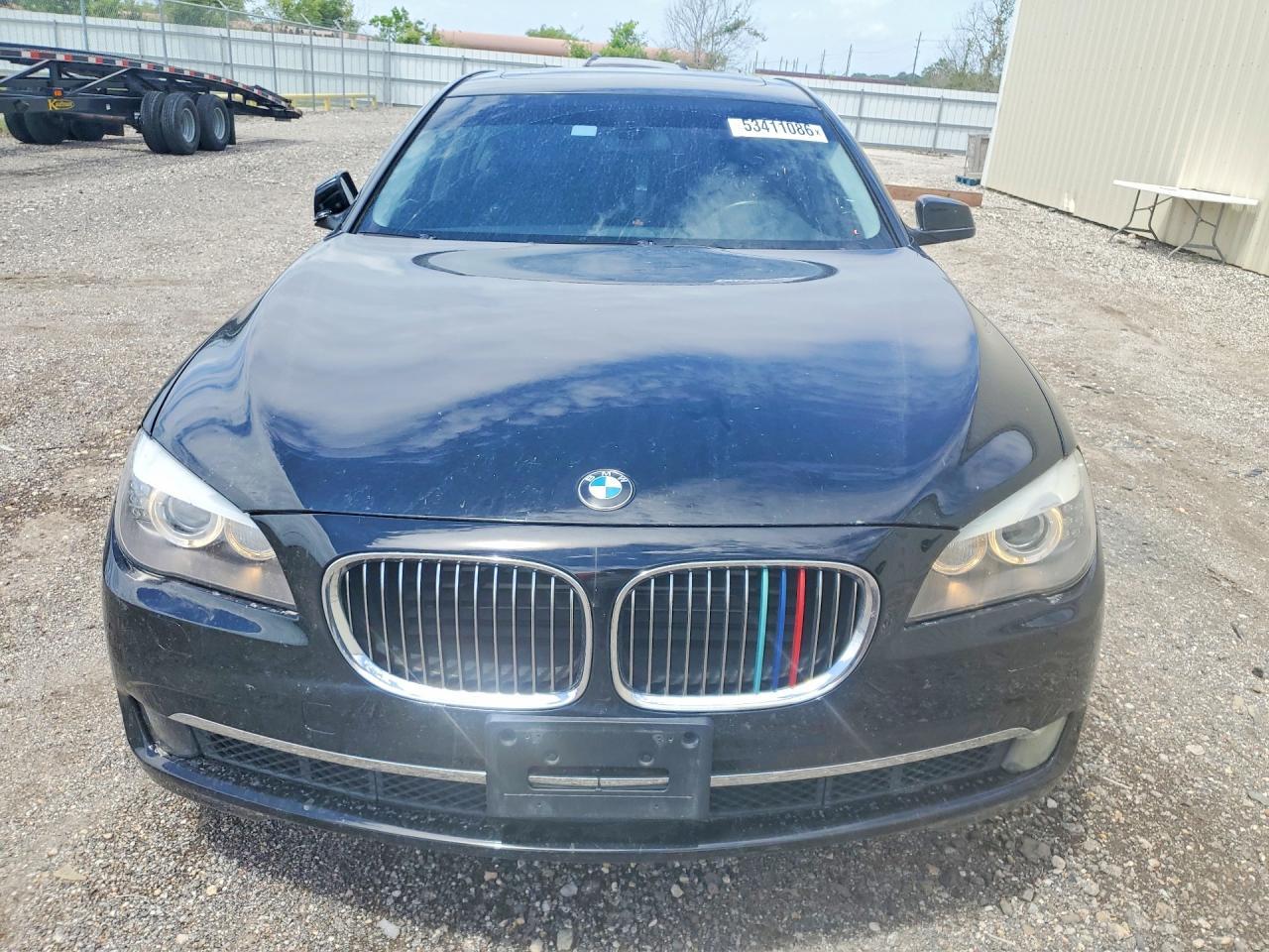 2011 BMW 750 Li - Image 5