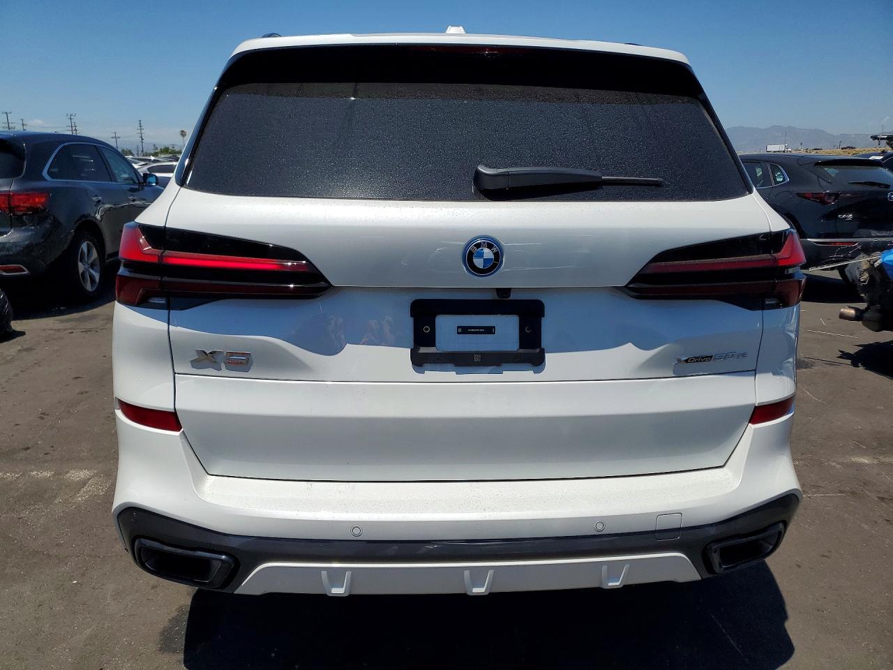 2026 BMW X5 xDrive50E - Фото 6