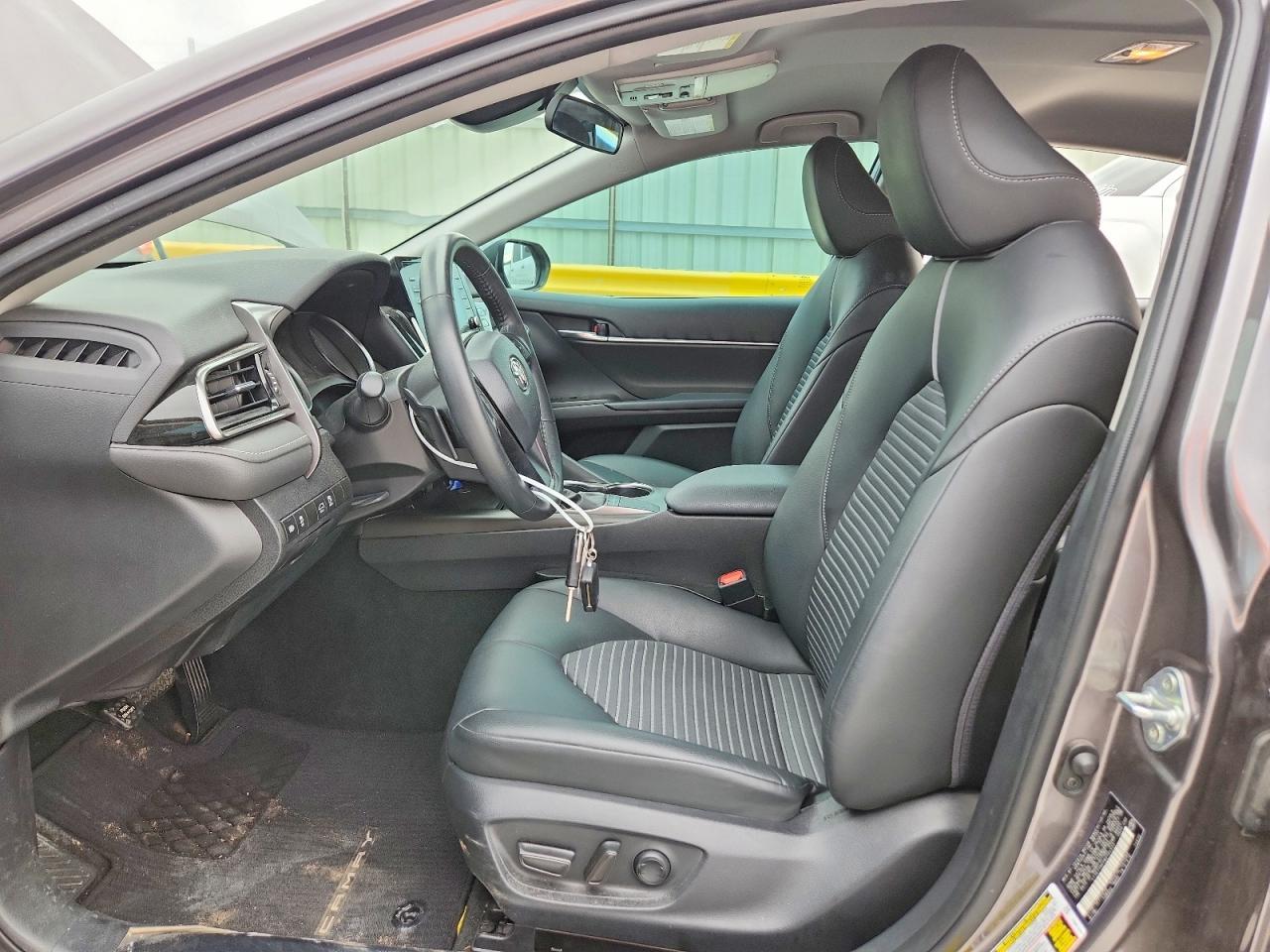 2022 Toyota Camry Se - Фото 7