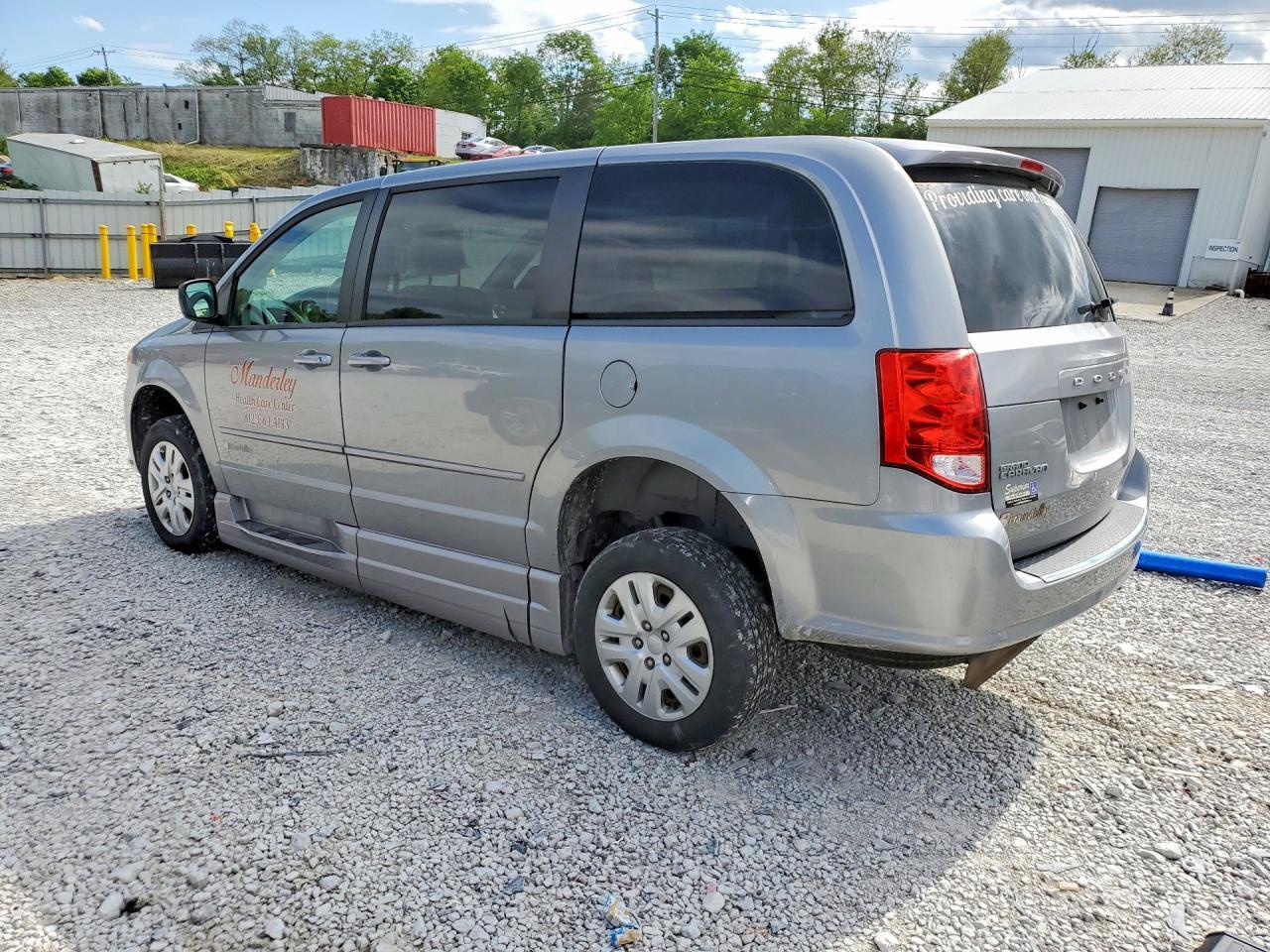 2016 Dodge Grand Caravan Se - Image 2