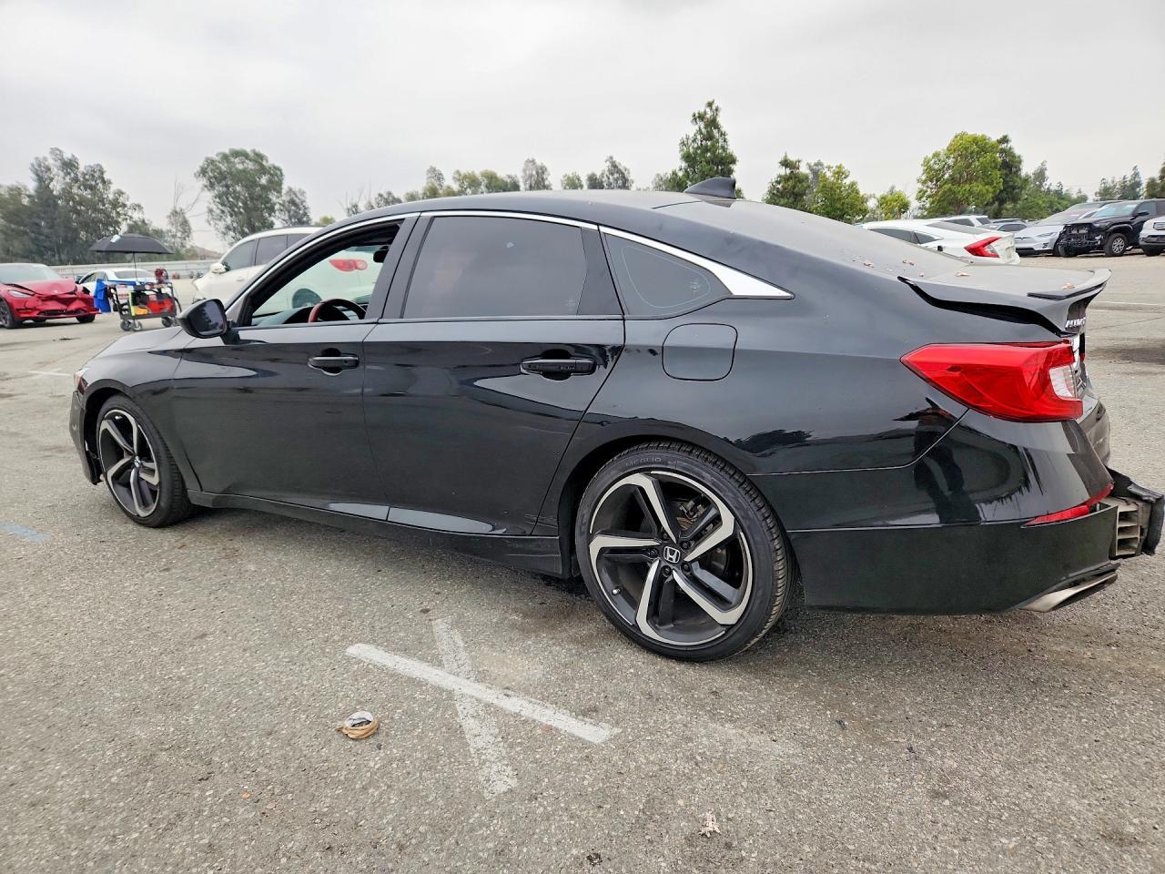 2018 Honda Accord Sport - Image 2