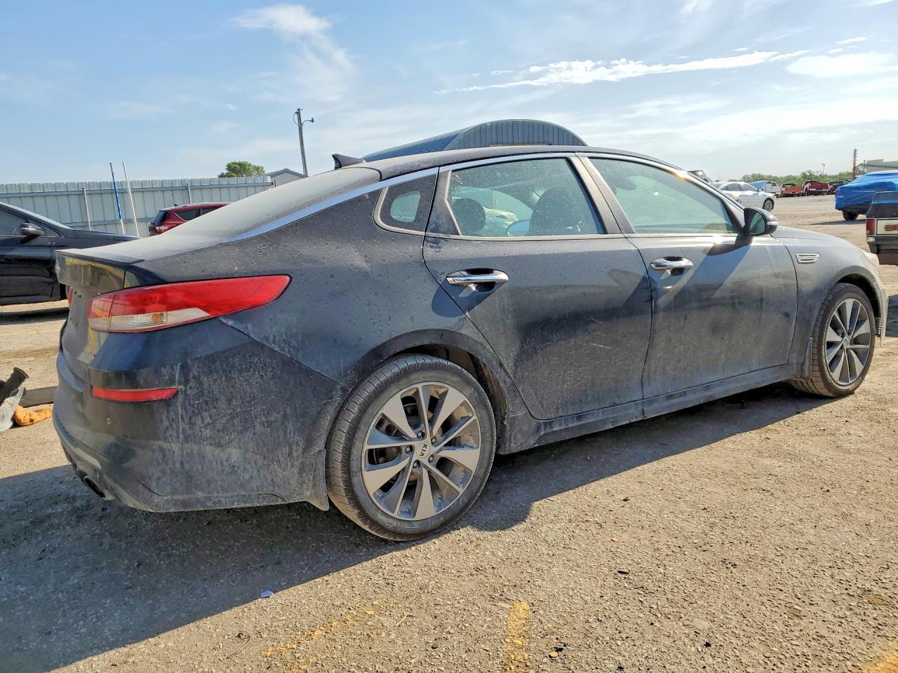 2019 Kia Optima S - Фото 3