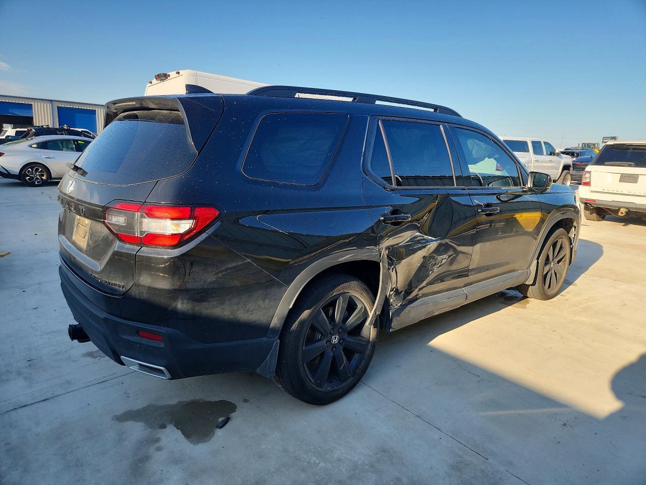 2025 Honda Pilot Black - Image 3