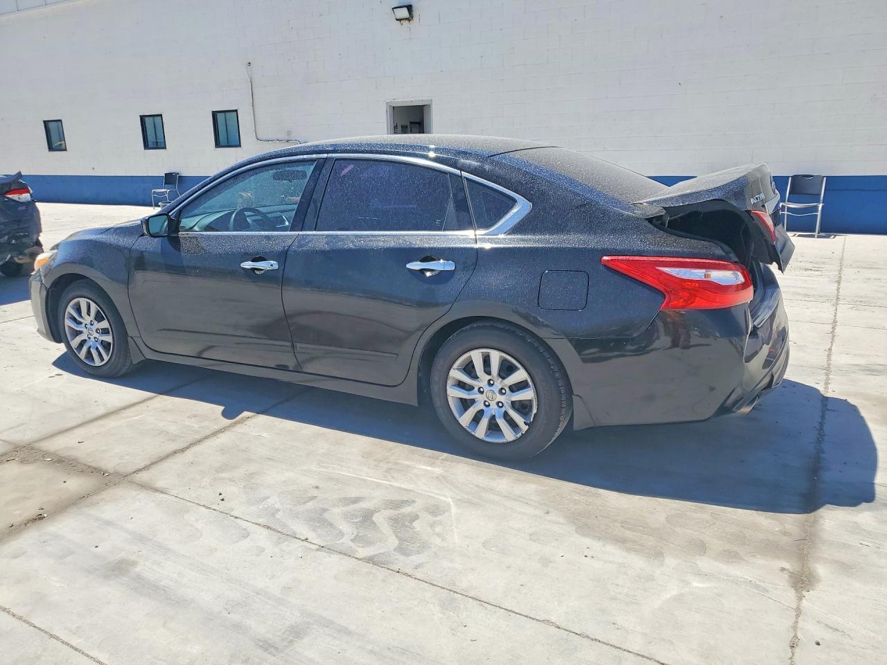 2016 Nissan Altima 2.5 S - Image 2