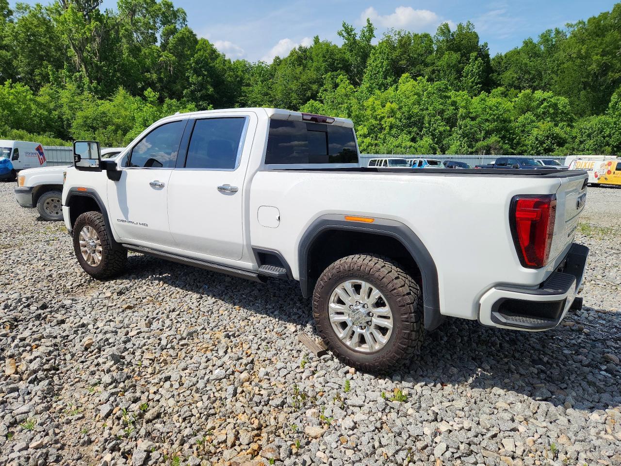 2021 GMC Sierra K3500 Denali - Image 2