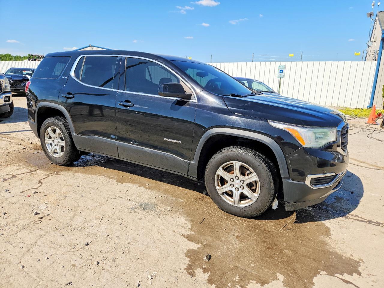 2017 GMC Acadia Sle - Image 4