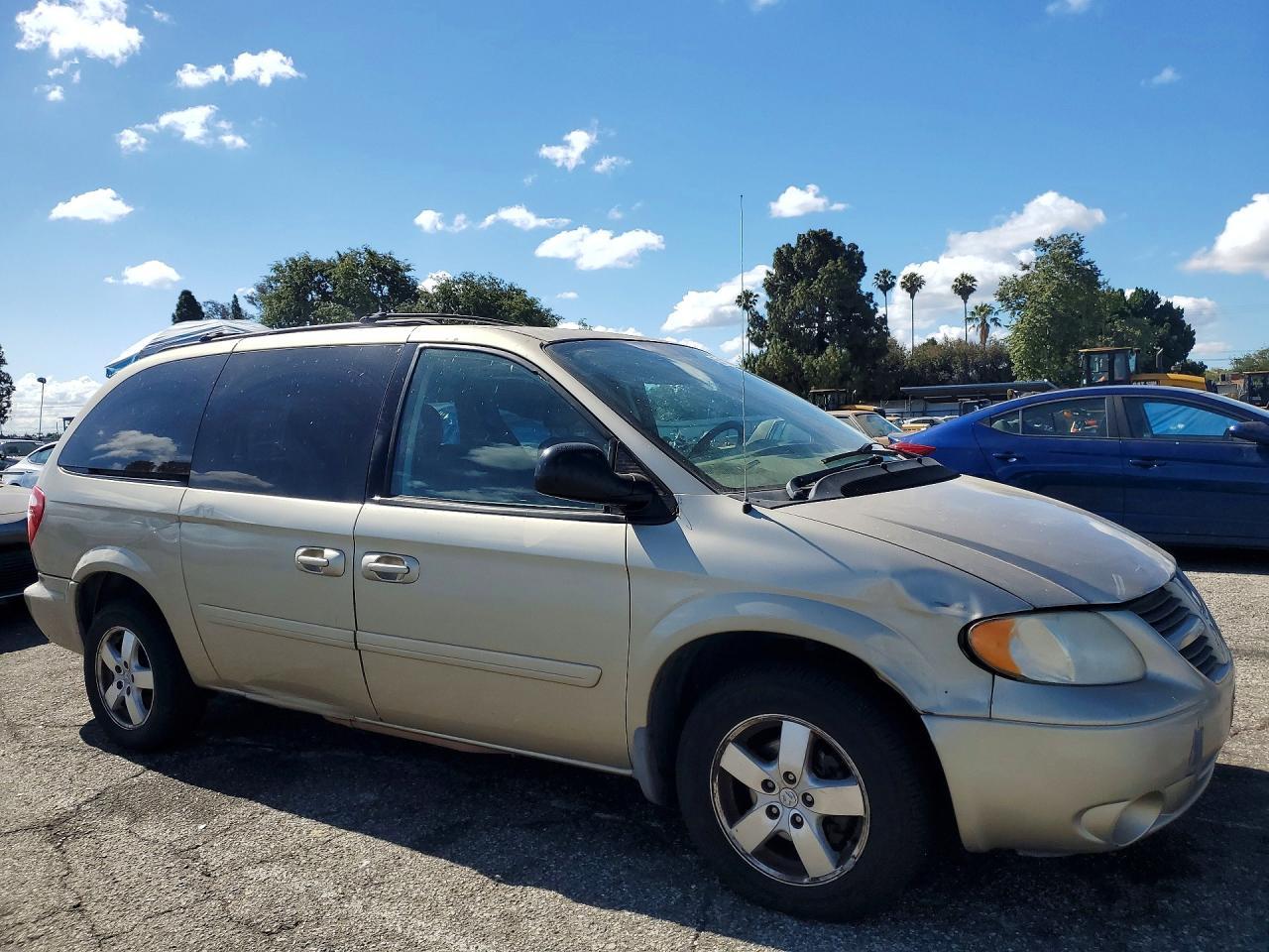2007 Dodge Grand Caravan Sxt - Image 4