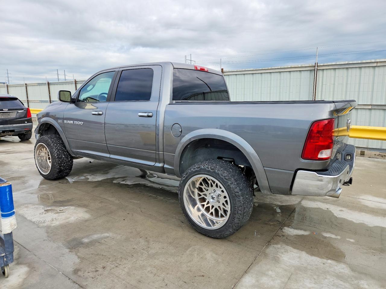 2011 Dodge Ram 1500 - Фото 2