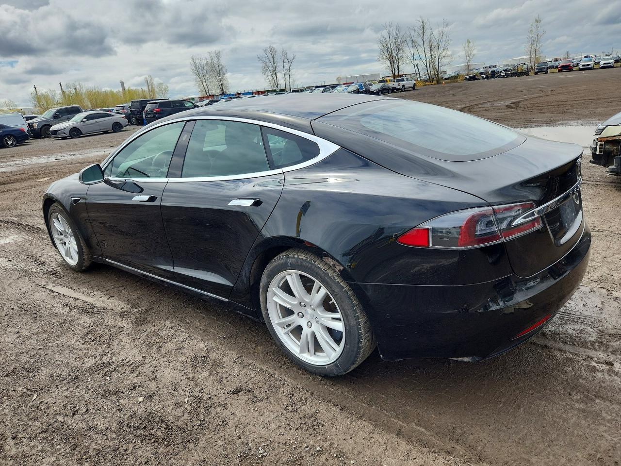 2021 Tesla Model S - Фото 2