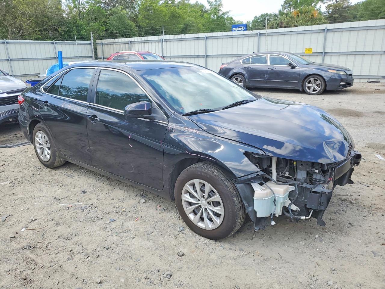 2016 Toyota Camry Le - Image 4