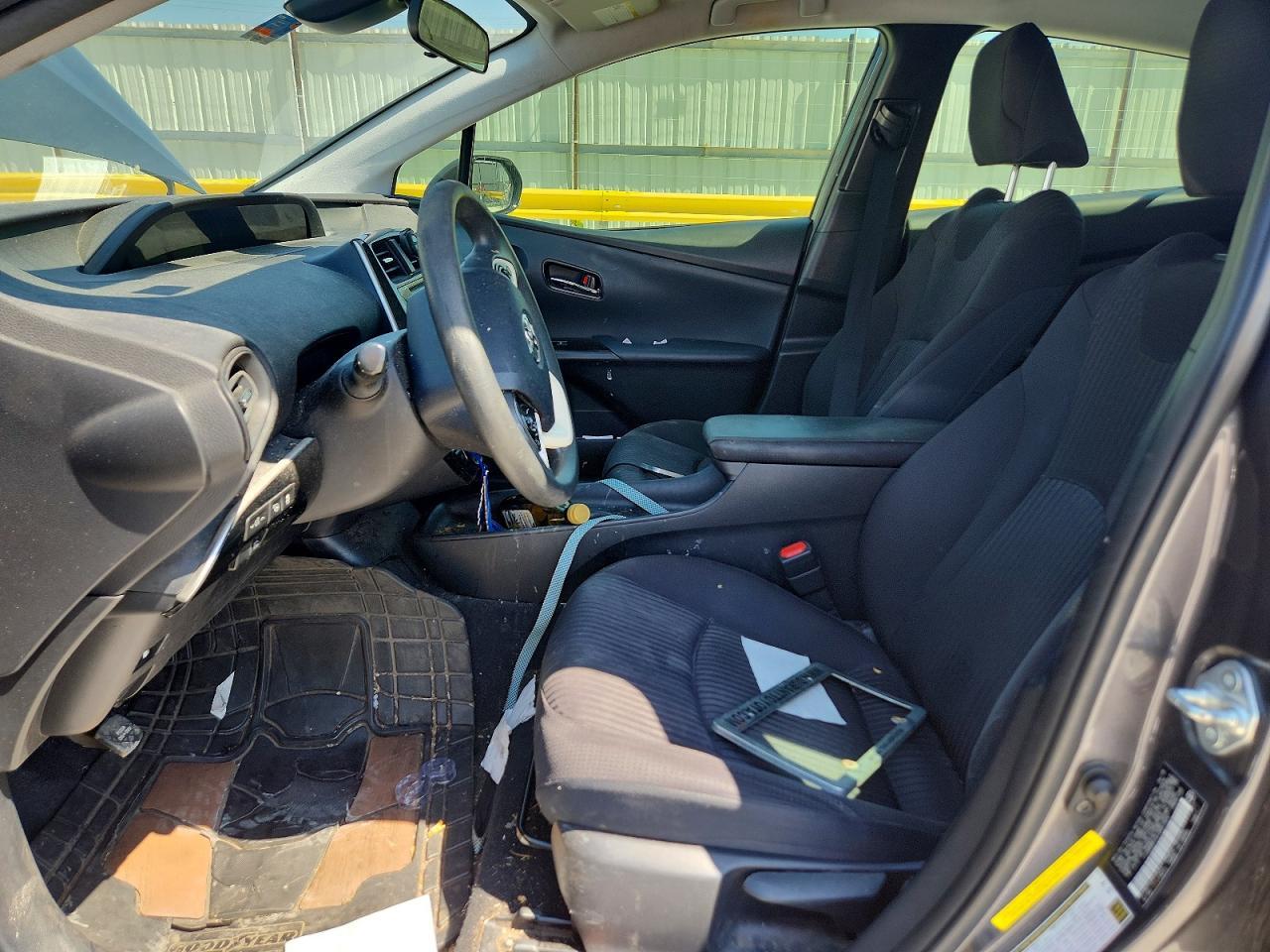 2018 Toyota Prius Two - Image 7