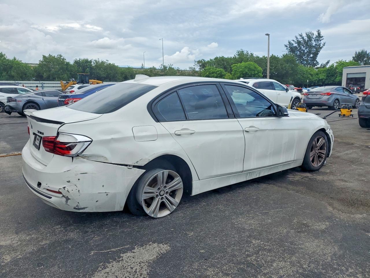2016 BMW 328 I Sulev - Фото 3