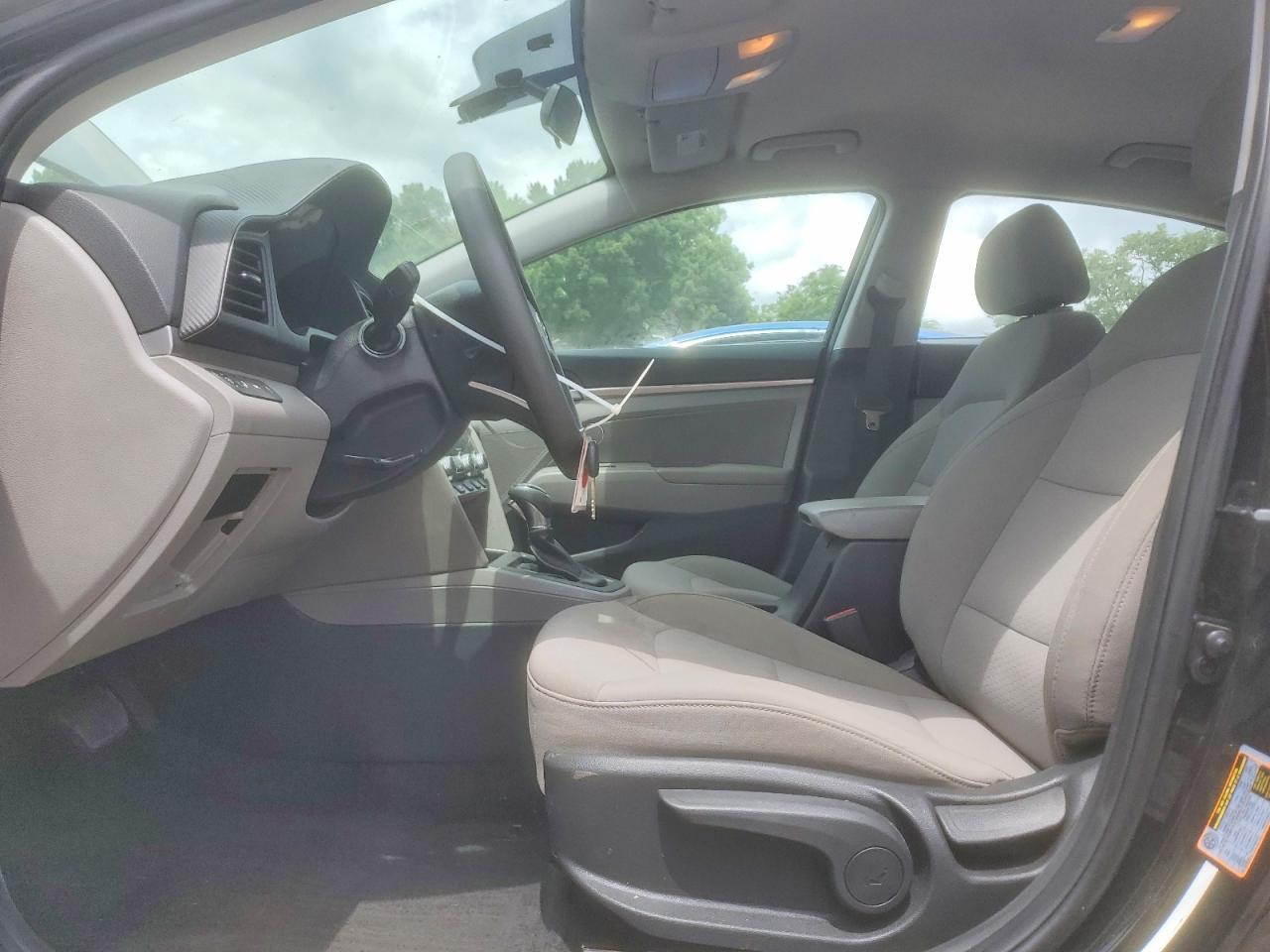 2020 Hyundai Elantra Sel - Фото 7