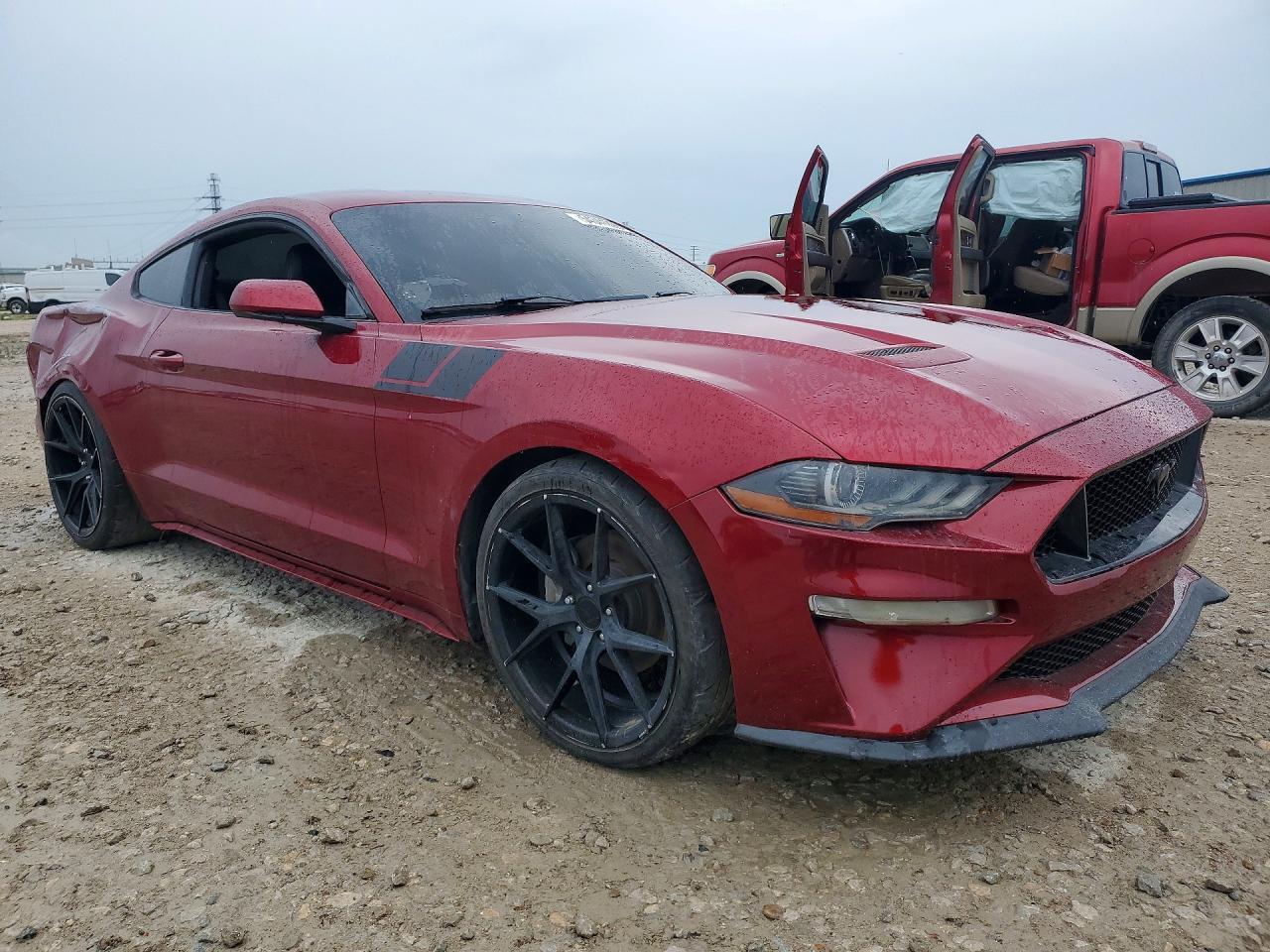 2018 Ford Mustang - Image 4