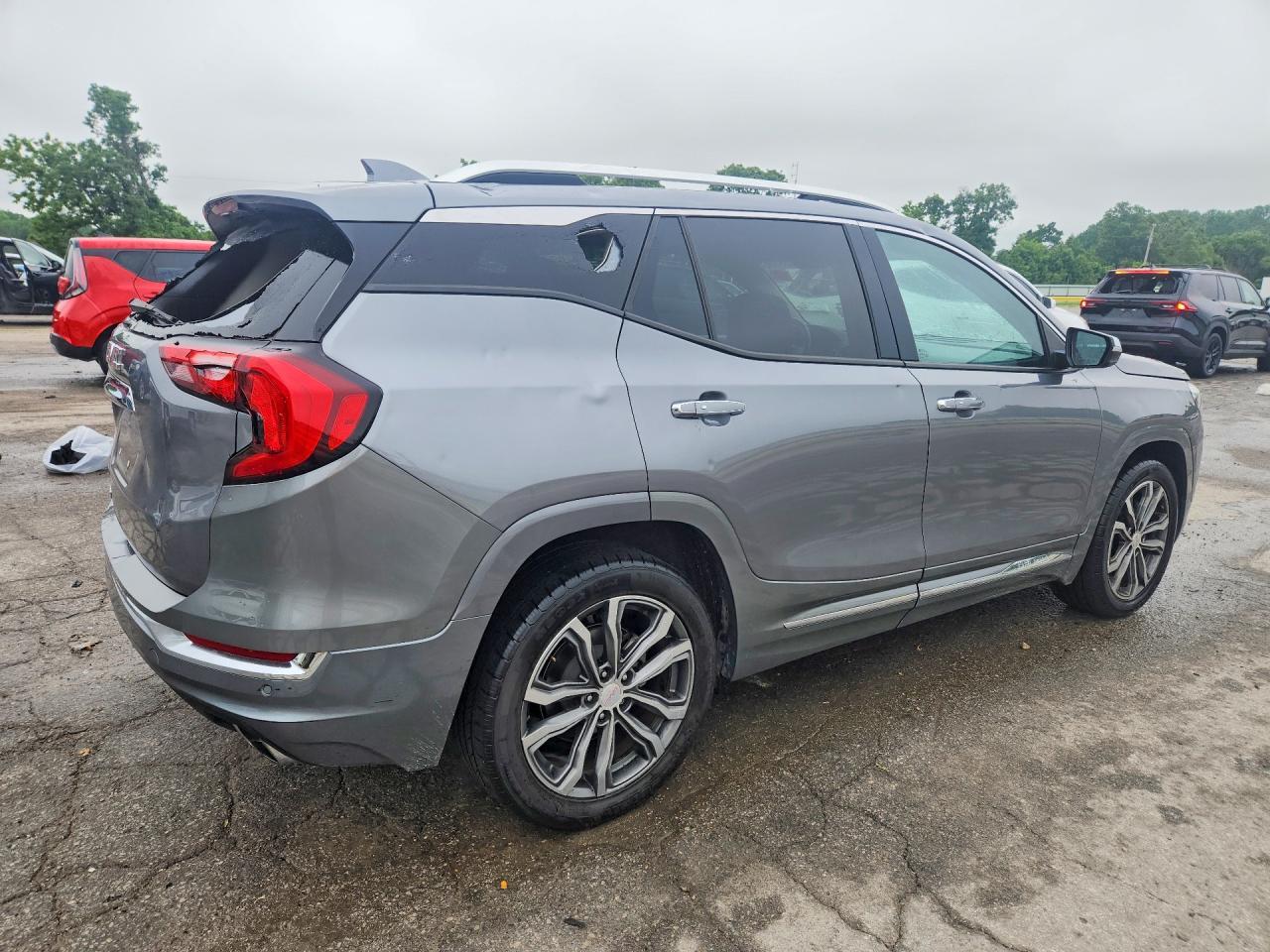 2020 GMC Terrain Denali - Фото 3