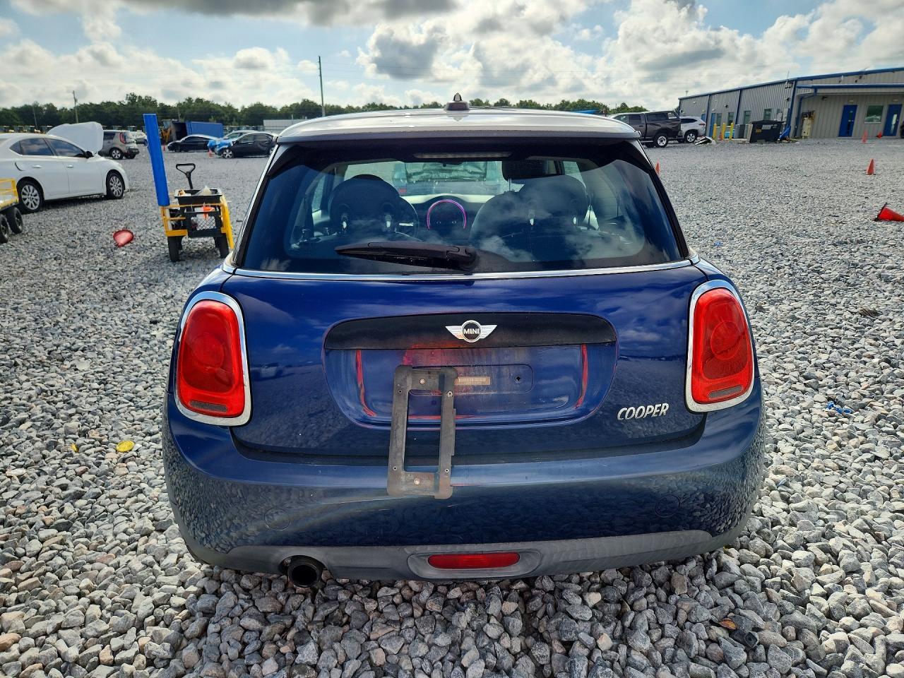 2016 Mini Cooper - Image 6