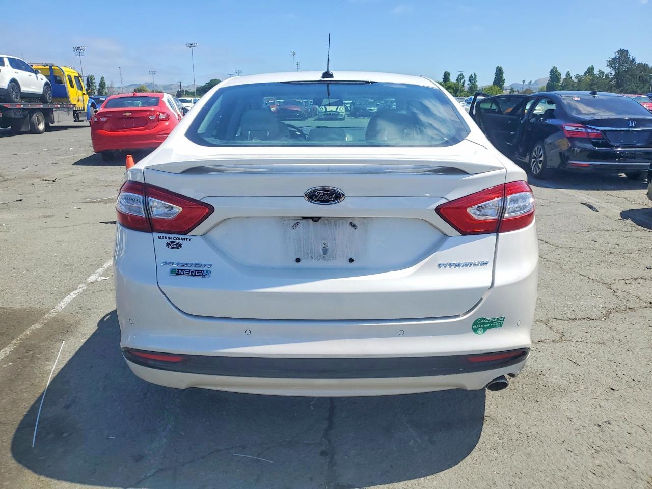 2016 Ford Fusion Titanium Phev - Фото 6