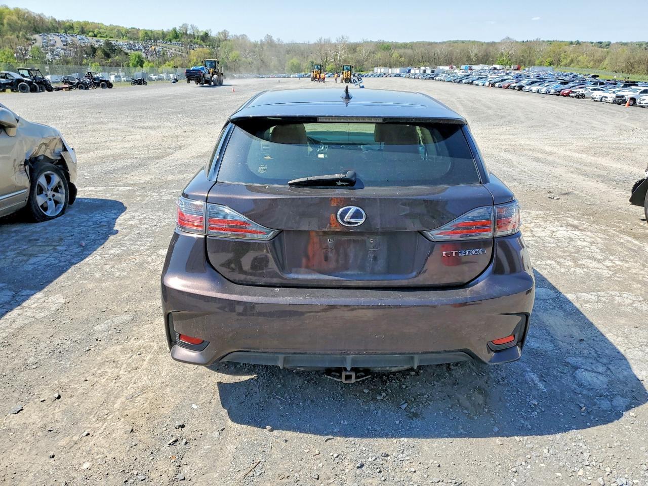 2015 Lexus Ct 200 - Image 6