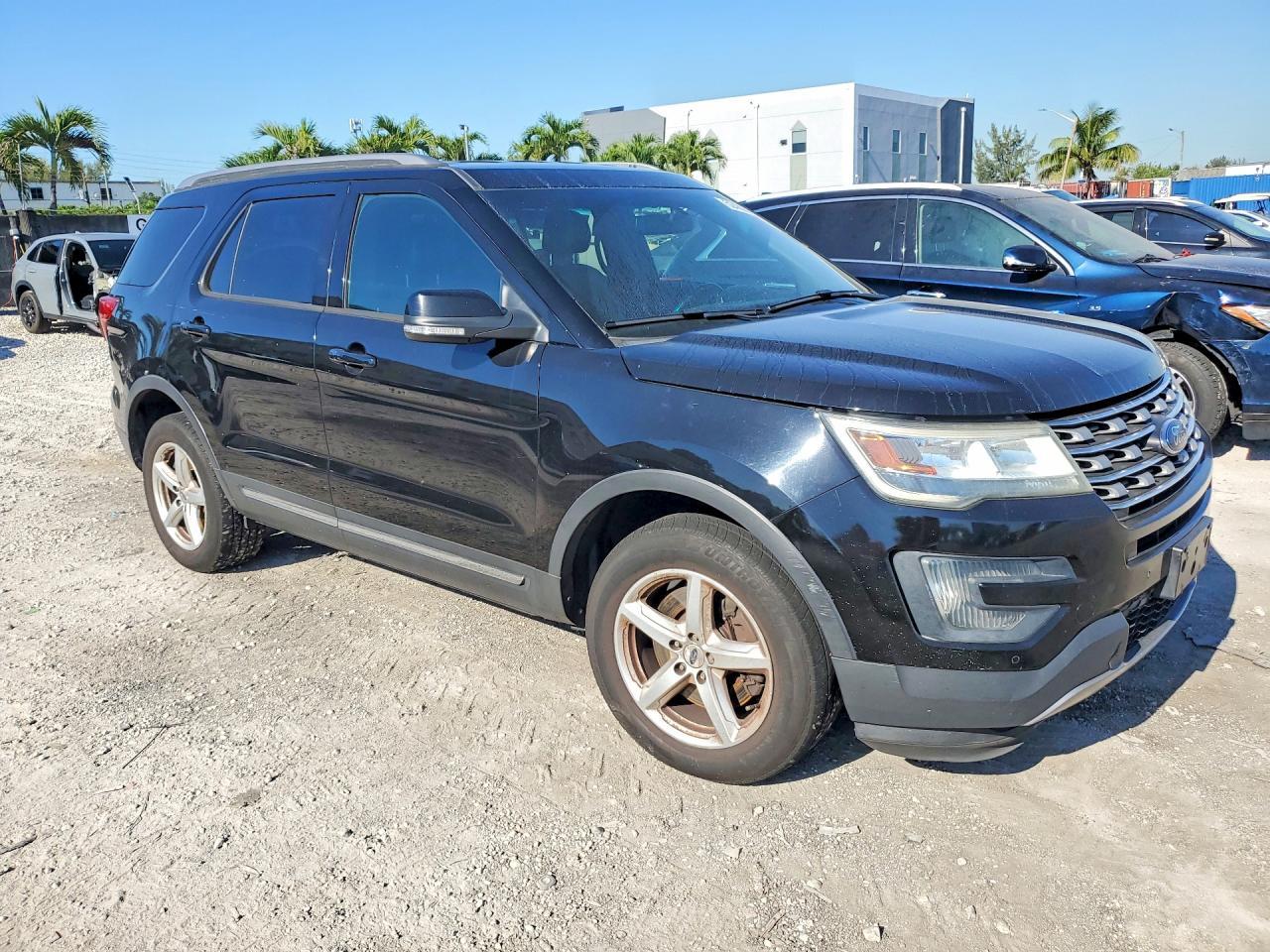 2016 Ford Explorer Xlt - Image 4