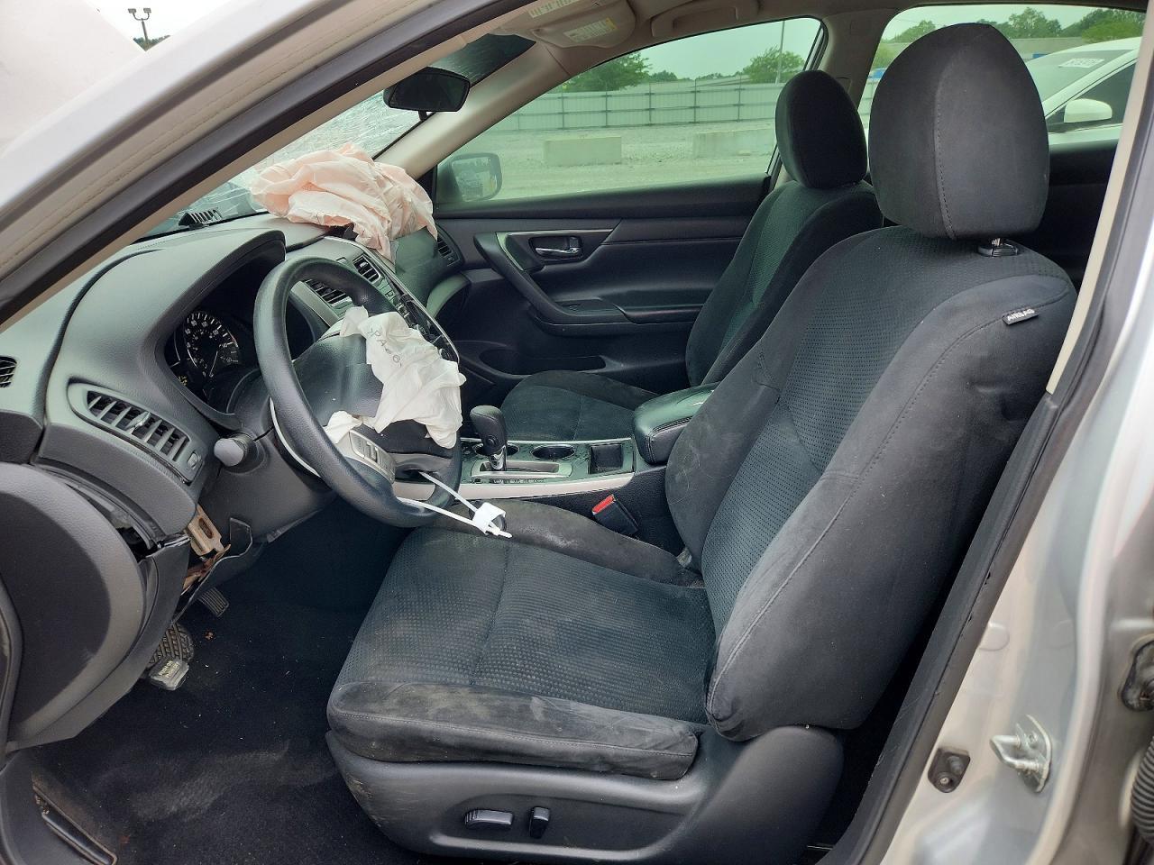 2015 Nissan Altima 2.5 S - Фото 7