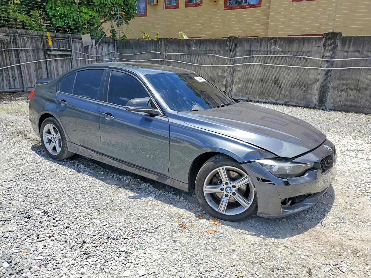 2014 BMW 325I - Image 4