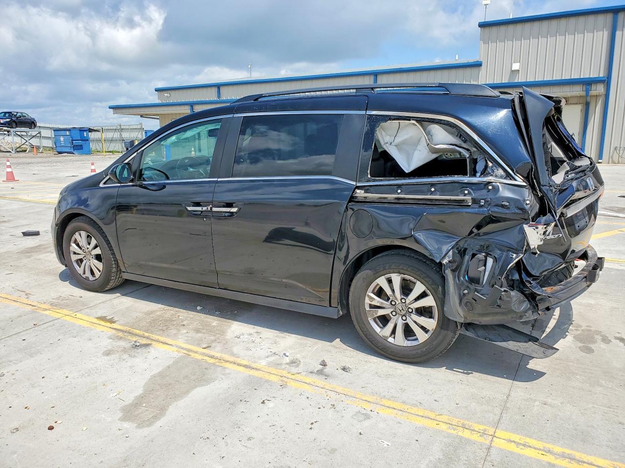 2015 Honda Odyssey - Фото 2