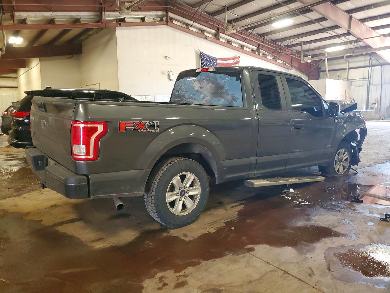 2016 Ford F150 Super Cab - Фото 3