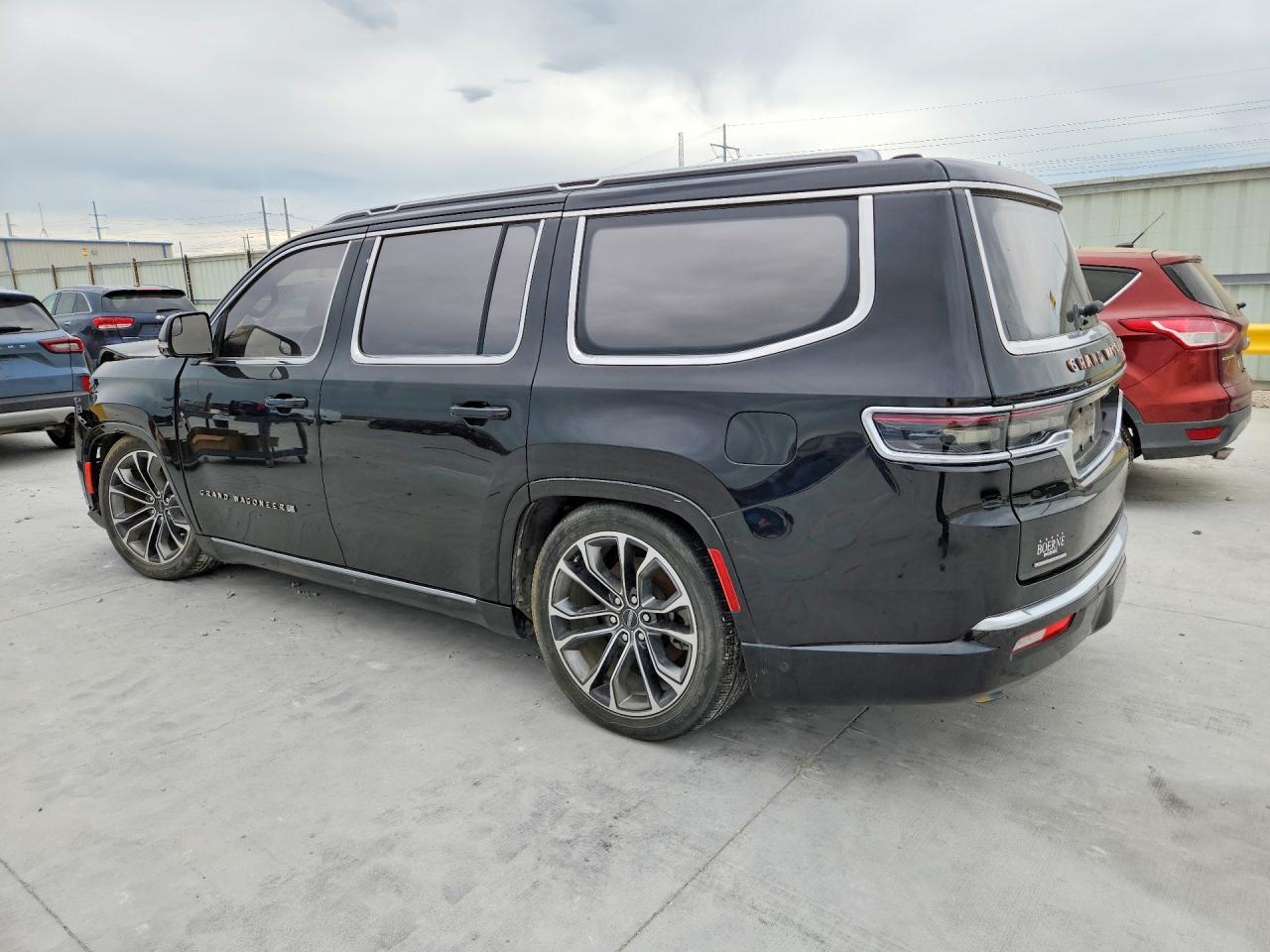 2022 Jeep Grand Wagoneer Series Iii - Image 2