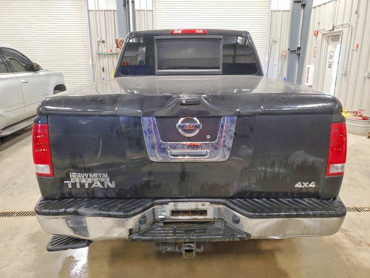 2012 Nissan Titan S - Image 6