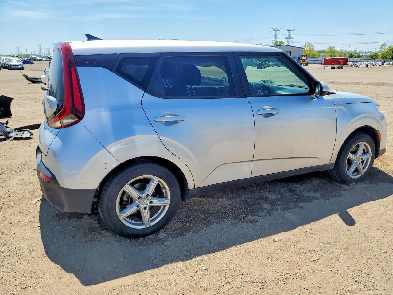 2020 Kia Soul Lx - Image 3
