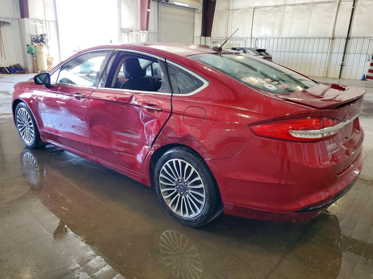 2018 Ford Fusion Titanium - Image 2