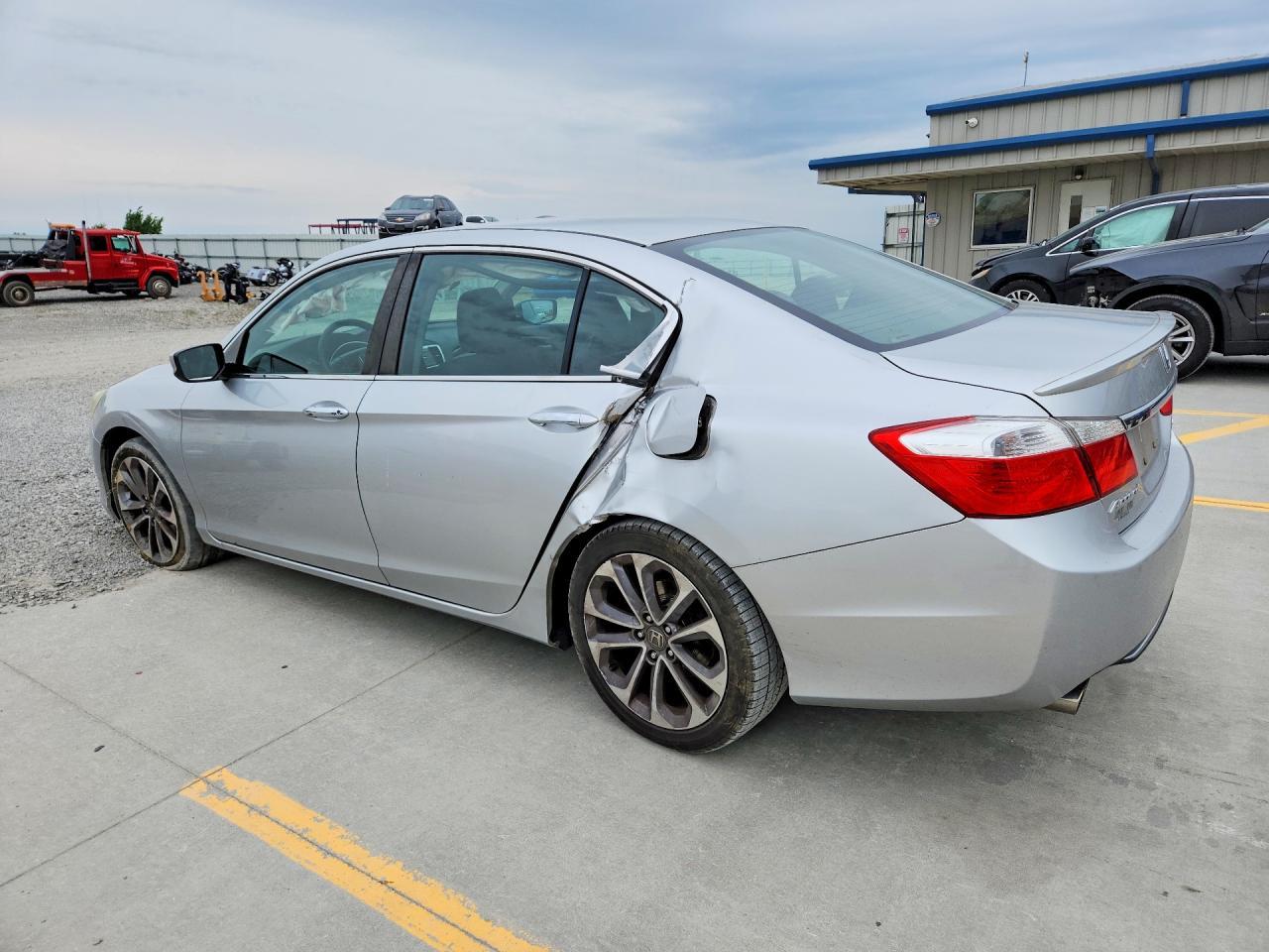 2014 Honda Accord Sport - Фото 2