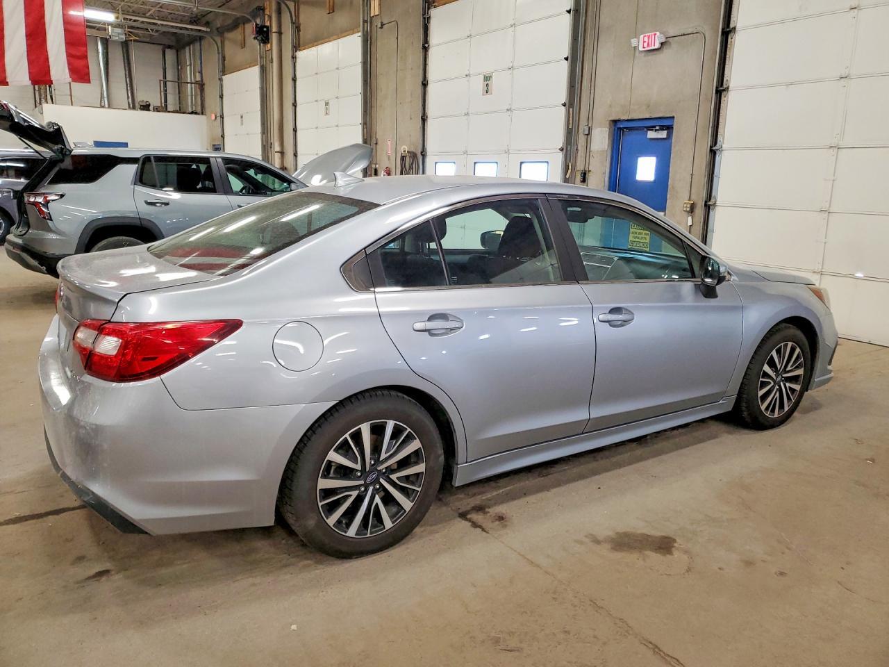 2019 Subaru Legacy 2.5I Premium - Фото 3
