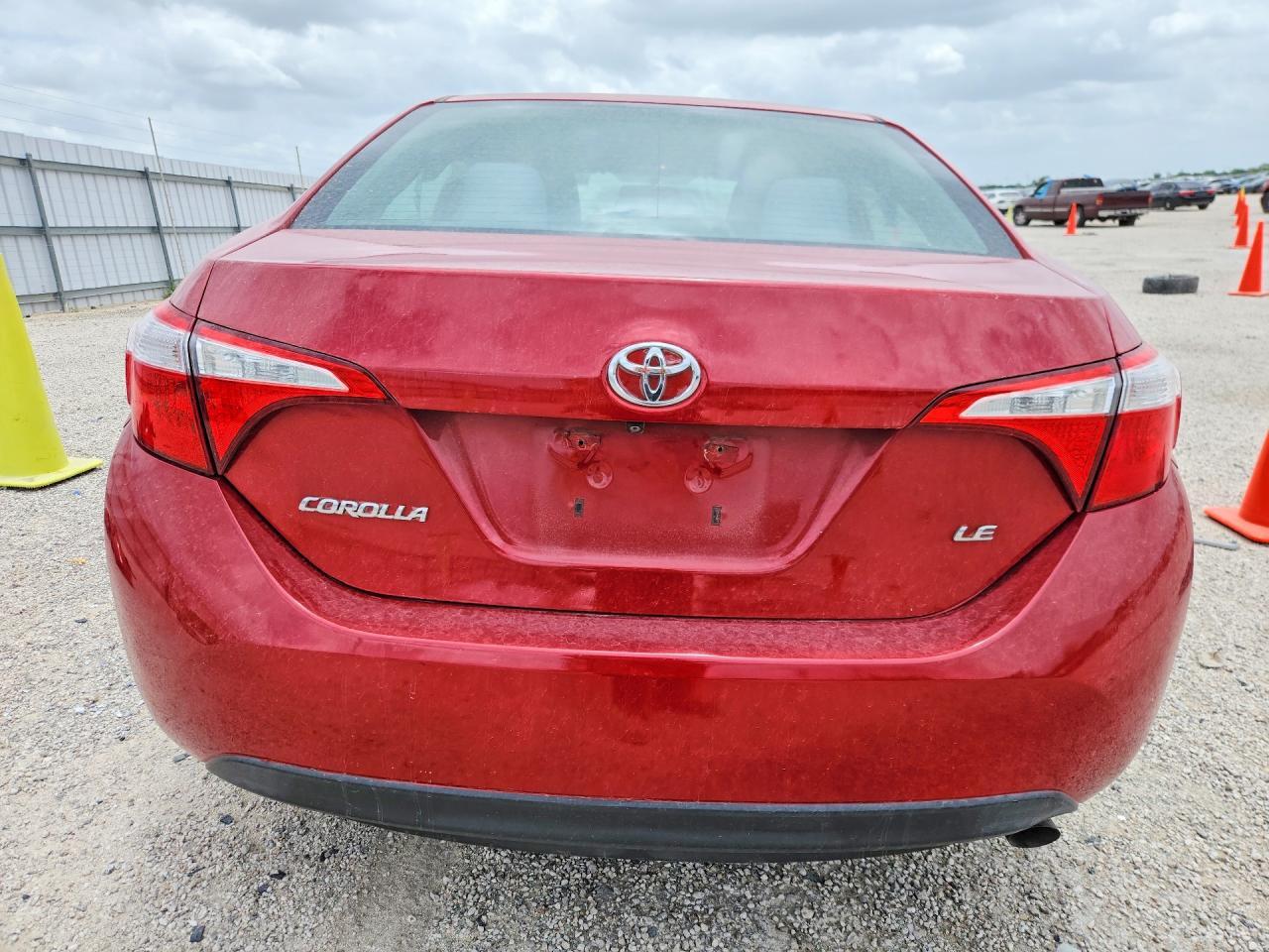 2015 Toyota Corolla Le - Фото 6