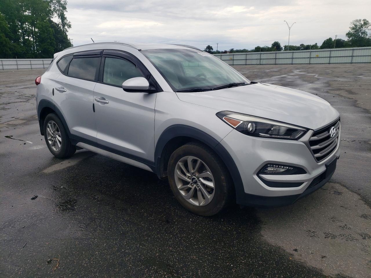 2017 Hyundai Tucson Se - Image 4