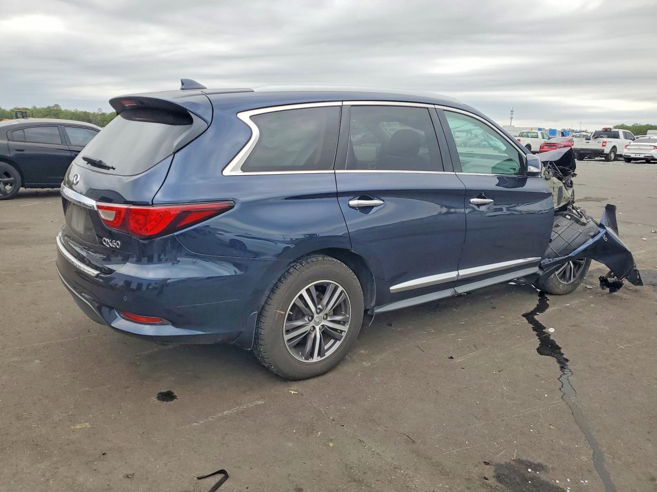 2017 Infiniti Qx60 Base - Фото 3