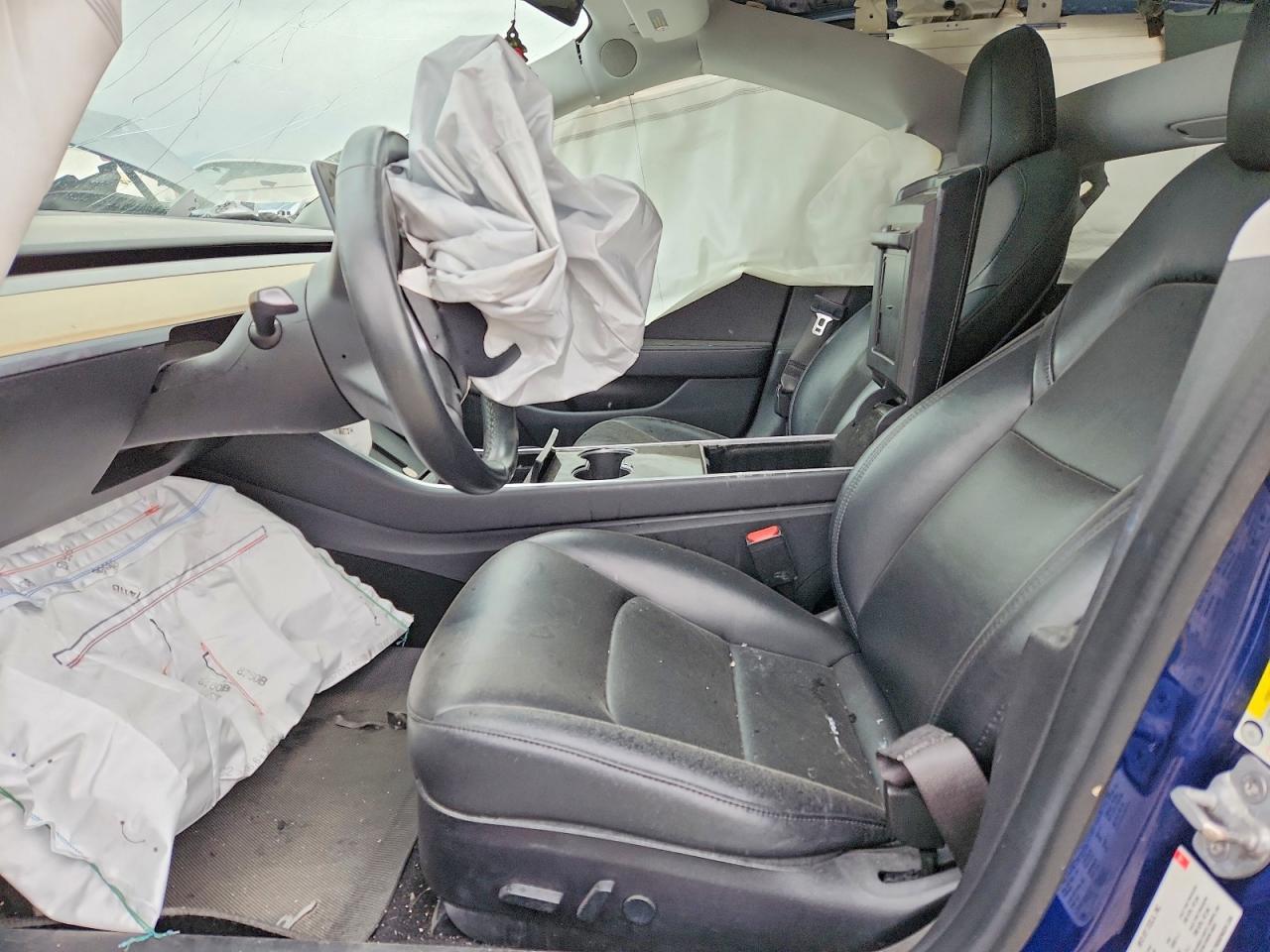 2018 Tesla Model 3 - Image 7