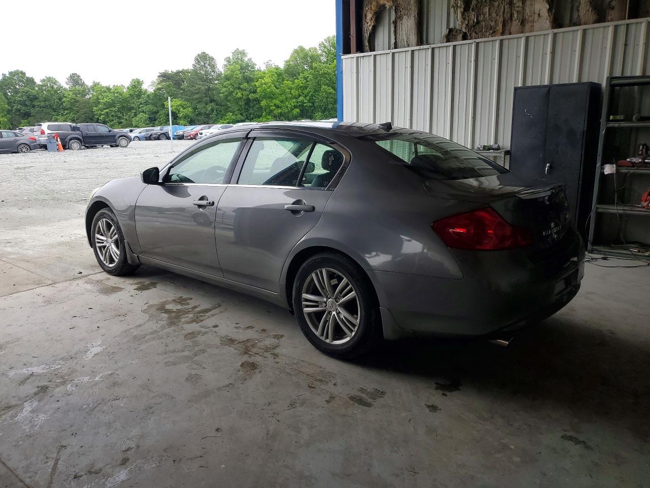 2011 Infiniti G25 Sedan X - Фото 2